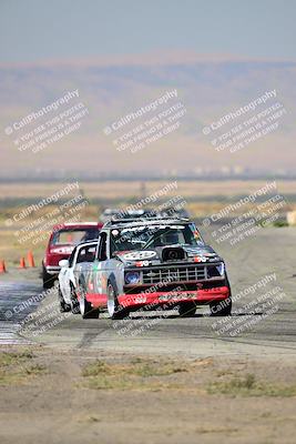 media/Sep-29-2024-24 Hours of Lemons (Sun) [[6a7c256ce3]]/Sunrise (1115a-1130a)/